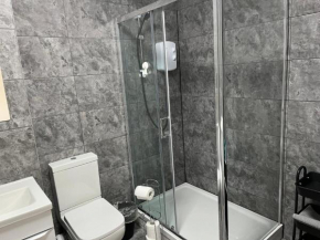 Morden Apartment in City Centre